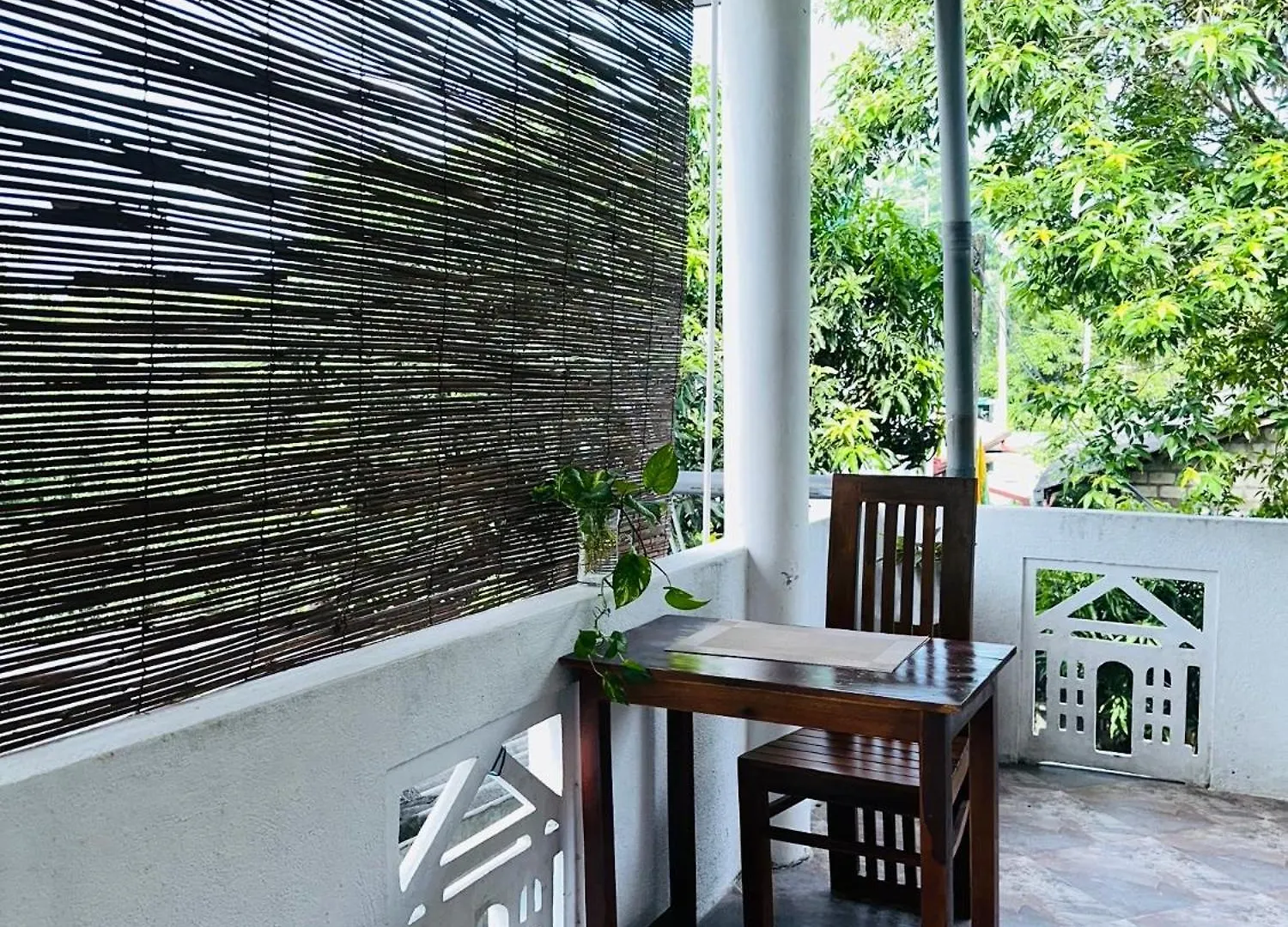 Hotel Jaya Villa - Near Airport Negombo
